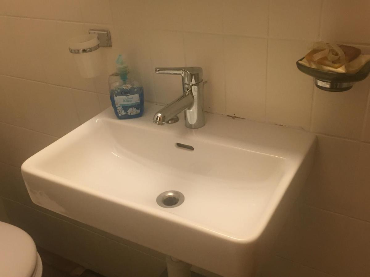 Petit Appart De Charme Eau Chaude Solaire Renovation 2021 Wifi Disponible Belvedere 5 Saint-Luc Luaran gambar